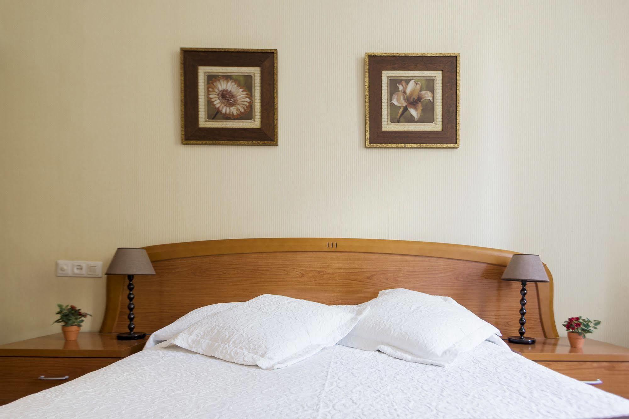 Hostal La Carballinesa Santiago de Compostela Kültér fotó